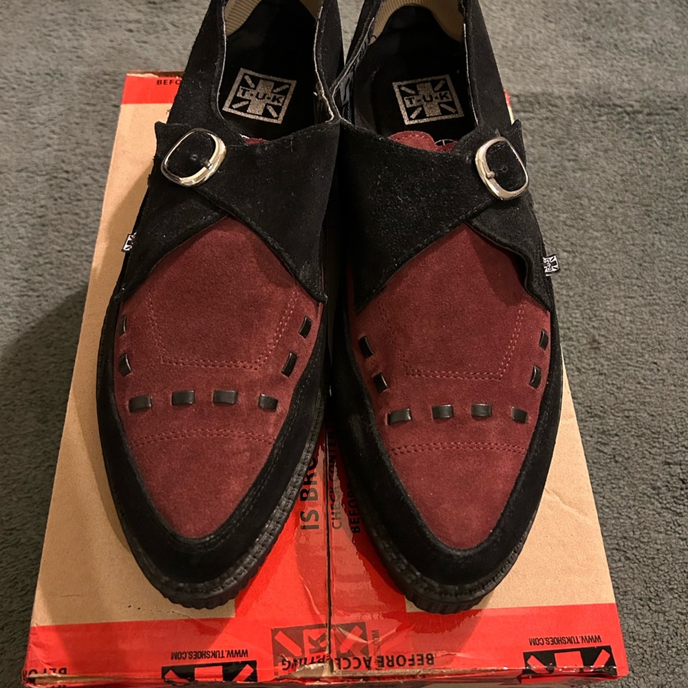 T.U.K Black and Burgundy Men's Loafers